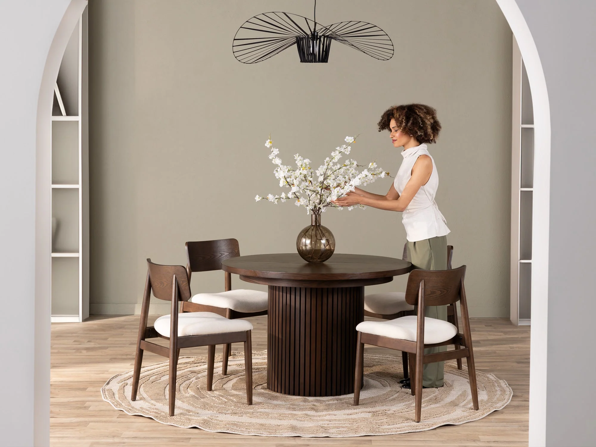 Round Dining Set - The Family - Image 40