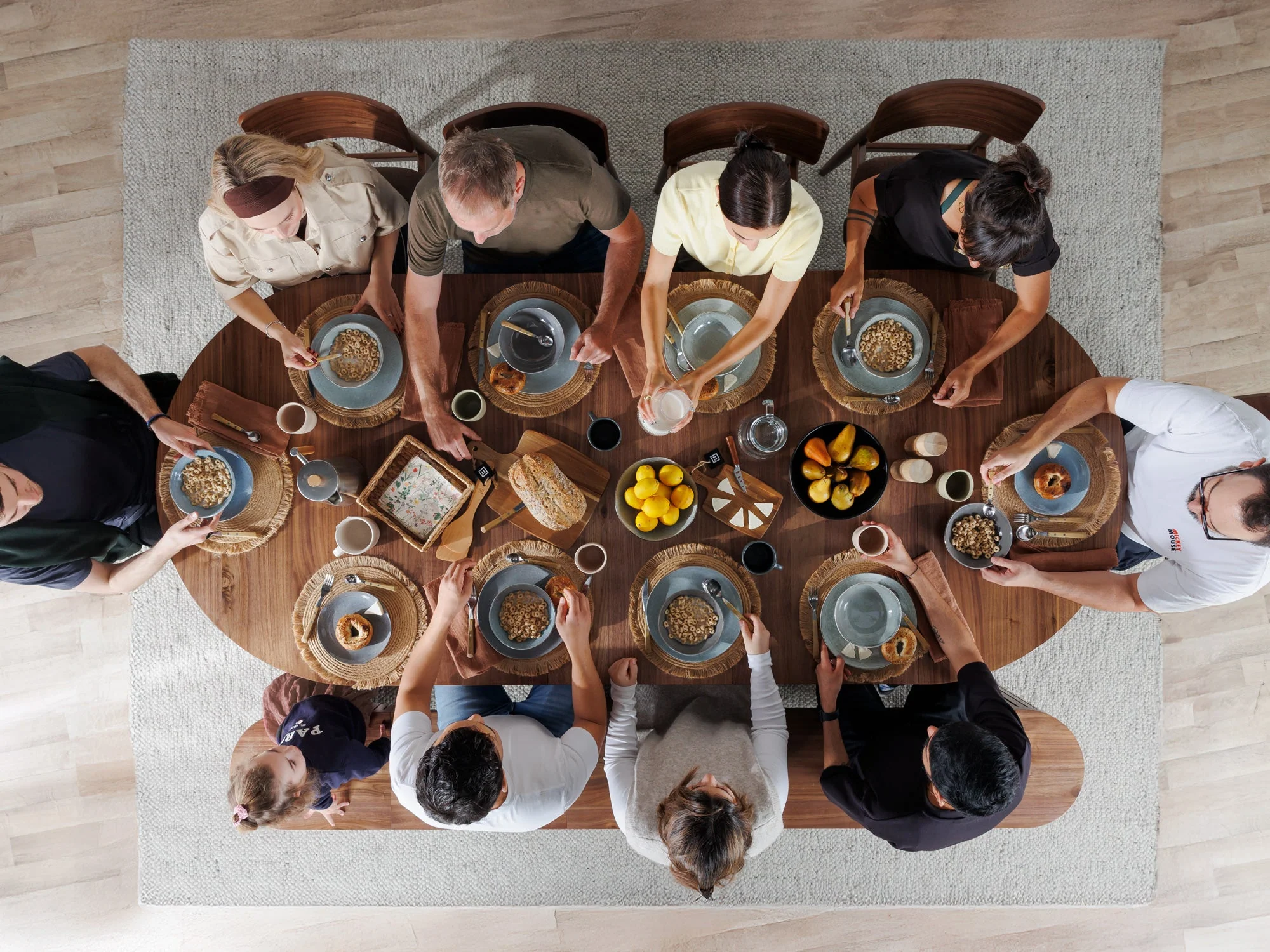 Round Dining Set - The Family - Image 62