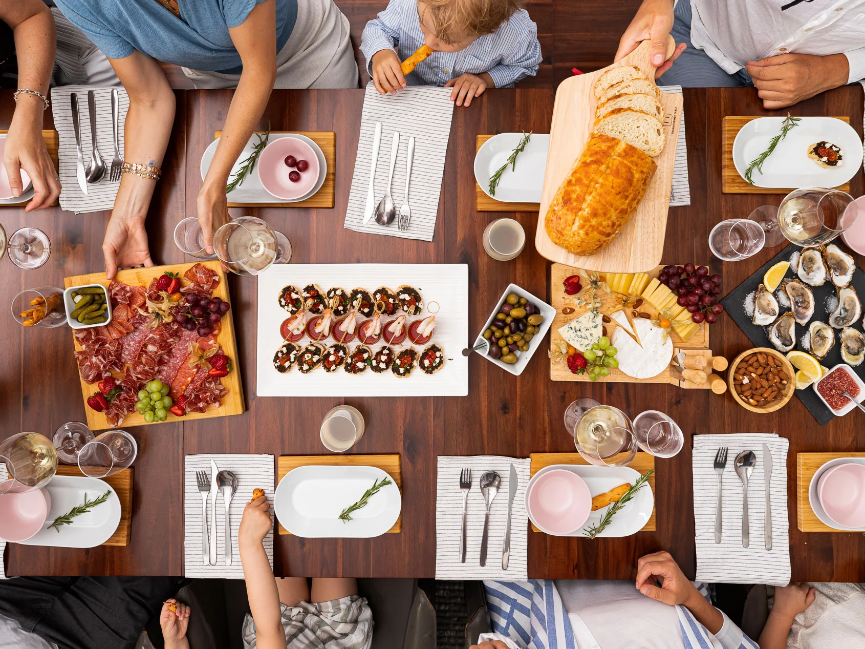 Dining Set - The Gathering - Image 113